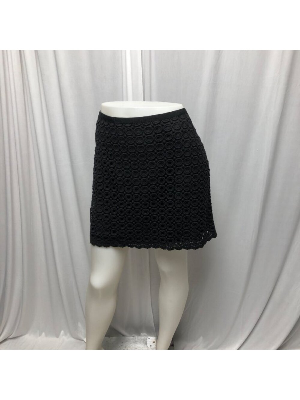 Black Eyelet Skirt Womens Size 10 Lined Short Party Evenings Casual